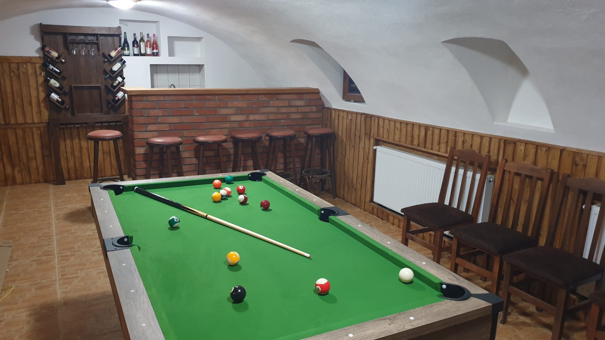 Sala de biliard din proprietate